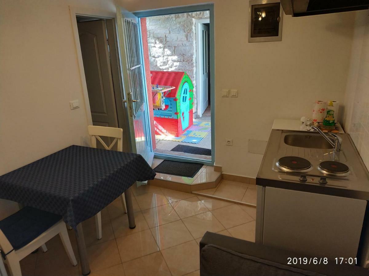 Holiday Home Peruski Экстерьер фото