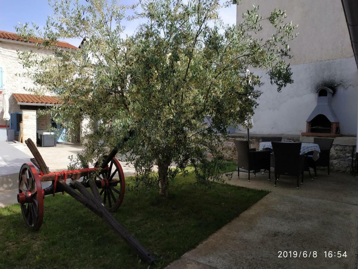 Holiday Home Peruski Экстерьер фото